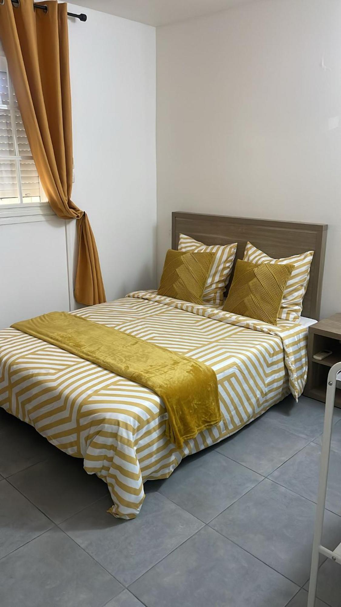 Appartement 1 , Disneyland - Parking Gratuit - Maison Des Platanes 莫城 外观 照片